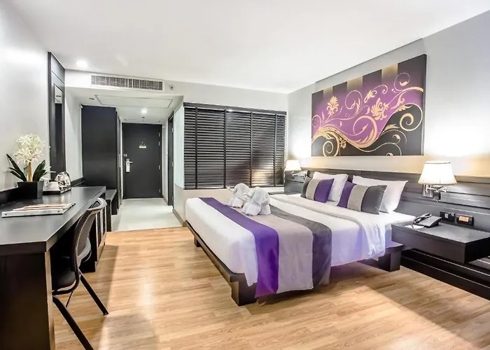Nouvo Hotel 4*